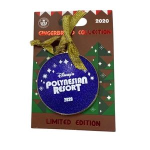 2020 Disney Parks Polynesian Resort Gingerbread Resort Pin - Moana